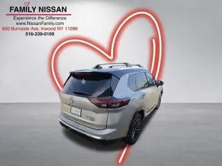 Nissan Rogue 2026 AWD Platinum 4p Crossover