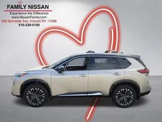 Nissan Rogue 2026 AWD Platinum 4p Crossover