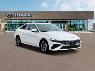 Hyundai ELANTRA 2025 SEL Confort 4p Sedan