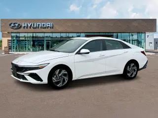 Hyundai ELANTRA 2025 SEL Confort 4p Sedan