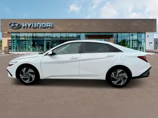 Hyundai ELANTRA 2025 SEL Confort 4p Sedan
