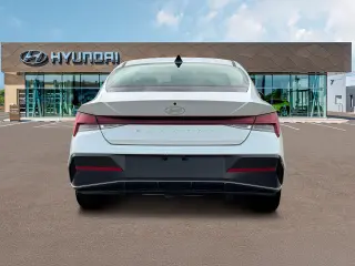 Hyundai ELANTRA 2025 SEL Confort 4p Sedan