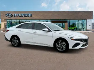 Hyundai ELANTRA 2025 SEL Confort 4p Sedan