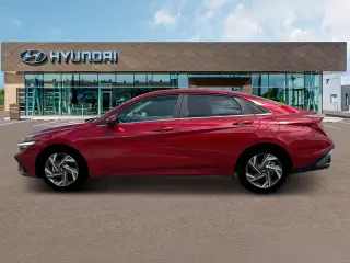 Hyundai ELANTRA 2025 SEL Confort 4p Sedan