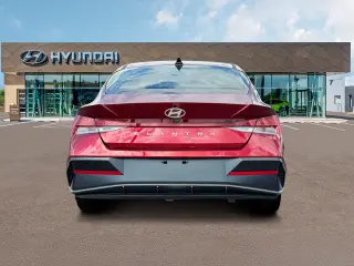 Hyundai ELANTRA 2025 SEL Confort 4p Sedan
