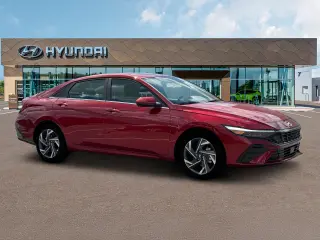 Hyundai ELANTRA 2025 SEL Confort 4p Sedan