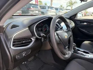 Chevrolet Malibu 2023 LT 4p Sedan con 1LT