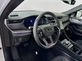 Jeep Grand Cherokee L 2025 4x4 Overland 4p SUV
