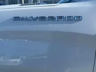 Chevrolet Silverado 1500 2025 4x4 Custom 4p Cabina de Tripulante 5.8 ft. SB