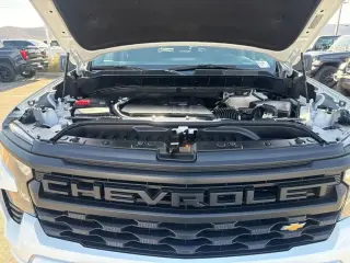 Chevrolet Silverado 1500 2025 4x4 Custom 4p Cabina de Tripulante 5.8 ft. SB