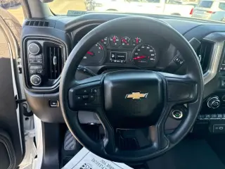 Chevrolet Silverado 1500 2025 4x4 Custom 4p Cabina de Tripulante 5.8 ft. SB