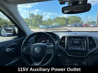 Jeep Cherokee 2021 Latitude Lux 4p SUV