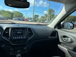 Jeep Cherokee 2021 Latitude Lux 4p SUV