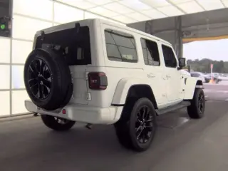 Jeep Wrangler 2023 4x4 Sahara 4p SUV