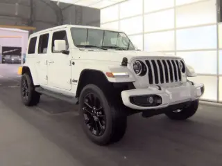 Jeep Wrangler 2023 4x4 Sahara 4p SUV