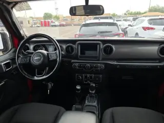 Jeep Wrangler 2023 4x4 Sport 4p SUV