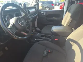 Jeep Wrangler Unlimited 2022 4x4 Sport 4p SUV