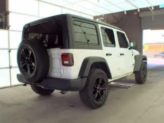Jeep Wrangler Unlimited 2022 4x4 Sport 4p SUV