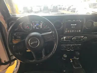 Jeep Wrangler Unlimited 2022 4x4 Sport 4p SUV