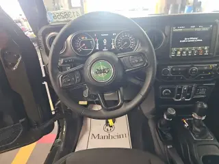Jeep Wrangler 2023 4x4 Sport 4p SUV