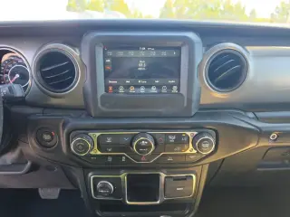 Jeep Wrangler 2022 4x4 Sport 2p SUV