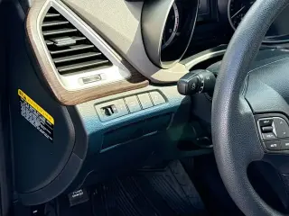 Hyundai SANTA FE 2018 SE 4p SUV