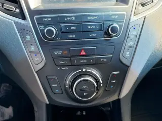 Hyundai SANTA FE 2018 SE 4p SUV