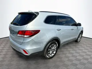 Hyundai SANTA FE 2018 SE 4p SUV