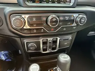Jeep Wrangler Unlimited 2022 4x4 Willys Sport 4p SUV