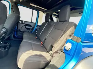 Jeep Wrangler Unlimited 2022 4x4 Willys Sport 4p SUV