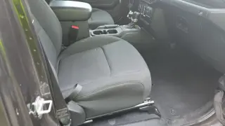 Jeep Wrangler 2023 4x4 Sport 4p SUV