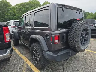 Jeep Wrangler Unlimited 2022 4x4 Sport 4p SUV