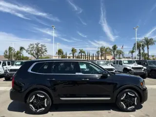 Kia Telluride 2025 AWD S 4p SUV