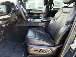 Jeep Wagoneer L 2024 4x2 Serie II 4p SUV