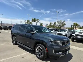 Jeep Wagoneer L 2024 4x2 Serie II 4p SUV