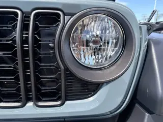 Jeep Wrangler 2025 4x4 Sport 4p SUV