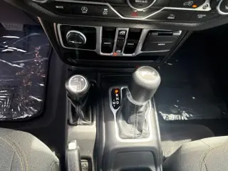 Jeep Wrangler 2025 4x4 Sport 4p SUV