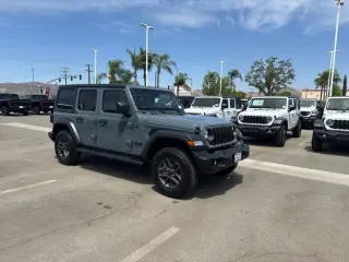 Jeep Wrangler 2025 4x4 Sport 4p SUV