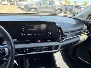 Kia Sportage 2023 LX 4p SUV