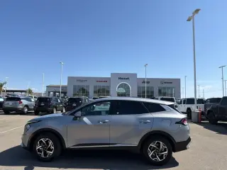 Kia Sportage 2023 LX 4p SUV