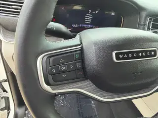 Jeep Wagoneer L 2024 4x2 Serie II SUV 4p.
