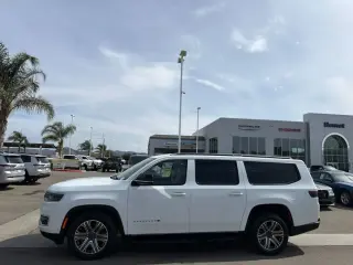Jeep Wagoneer L 2024 4x2 Serie II SUV 4p.
