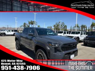 Toyota Tacoma 2025 4x4 TRD Sport HV 4p Doble Cabina 5.0 ft CB