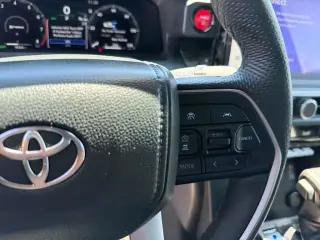 Toyota Tacoma 2025 4x4 TRD Sport HV 4p Doble Cabina 5.0 ft CB