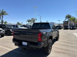 Toyota Tacoma 2025 4x4 TRD Sport HV 4p Doble Cabina 5.0 ft CB