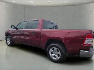 Ram 1500 2023 4x4 Big Horn 4p. Cabina Tripa 5.6 ft. SB Camioneta