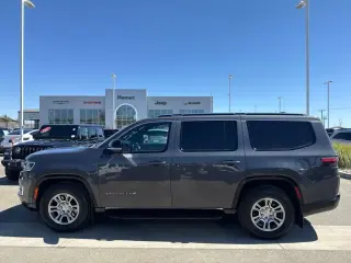 Jeep Wagoneer 2023 4x4 4p SUV