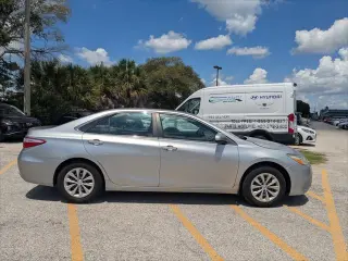 Toyota Camry 2015 LE 4p Sedan