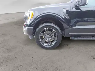 Ford F-150 2021 4x4 XLT 4p SuperCrew 6.5 ft. SB