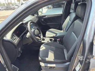 Volkswagen Tiguan 2024 AWD SE R-Line Black 4Motion 4p SUV